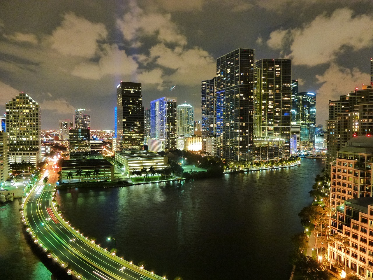 miami, florida, skyline-50554.jpg